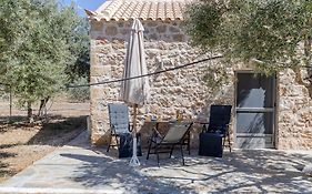 Sonar Deluxe Cottage